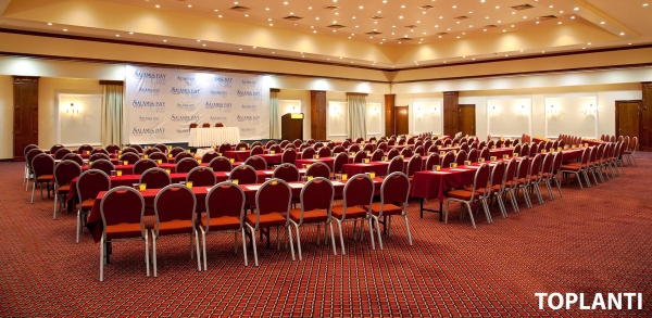 TOPLANTI ORGANİZASYONU, İyi bir toplantı deneyimi, sonuca giden yolda doğru karar alma üzerindeki en büyük etkendir!<br />İster sessiz sakin bir doğa oteli olsun, ister büyük bir kongre merkezi, biz, bu toplantı organizasyonu deneyimini, yaşamak istediğiniz en üst seviyede sizin için hazırlıyoruz.